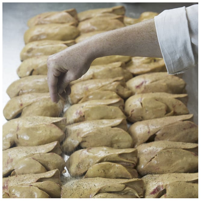 Foie gras de canard entier a ma facon - Maison Barthouil